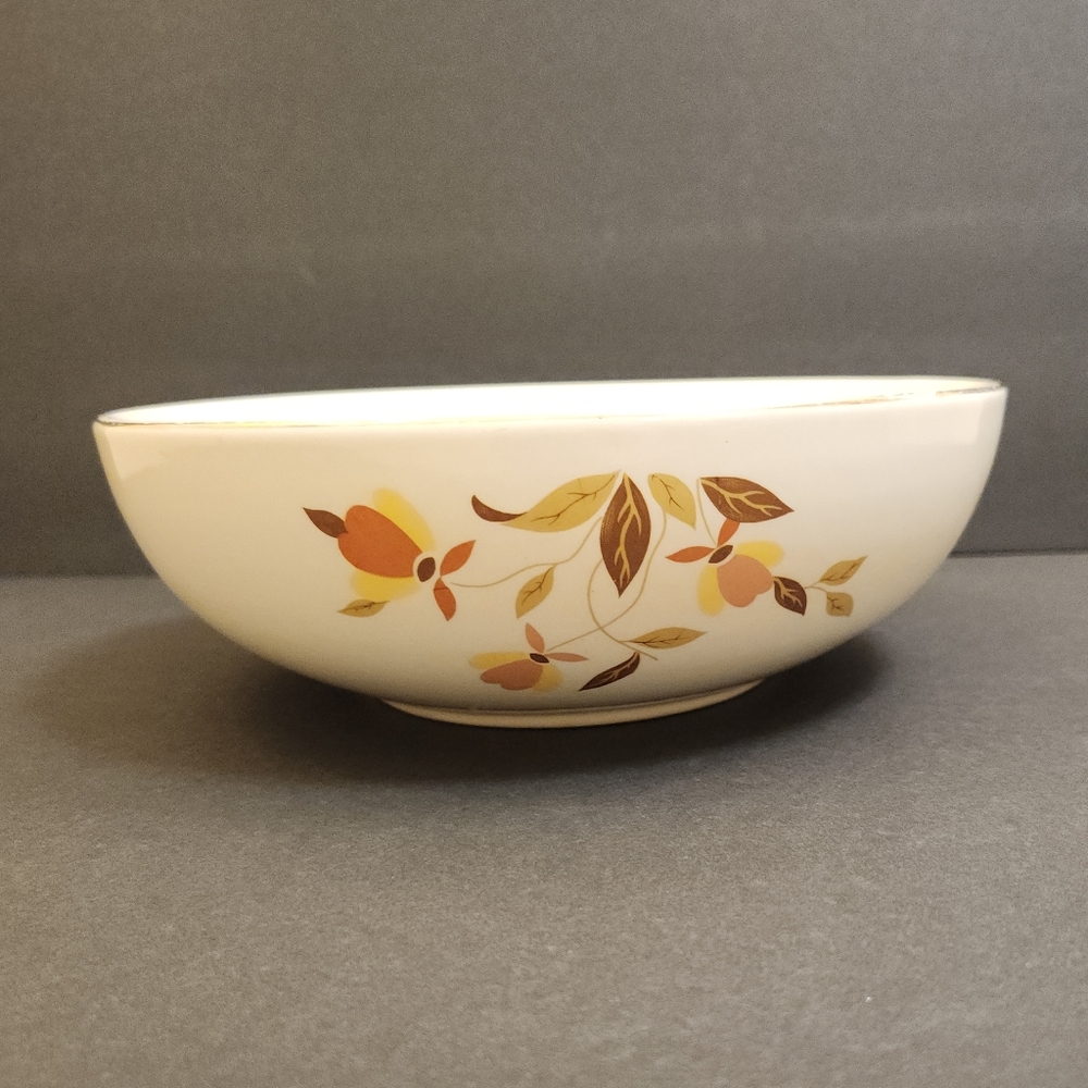 HALL'S SUPERIOR VINTAGE JEWEL TEA AUTUMN LEAF 9" POTTERY SERVING BOWL